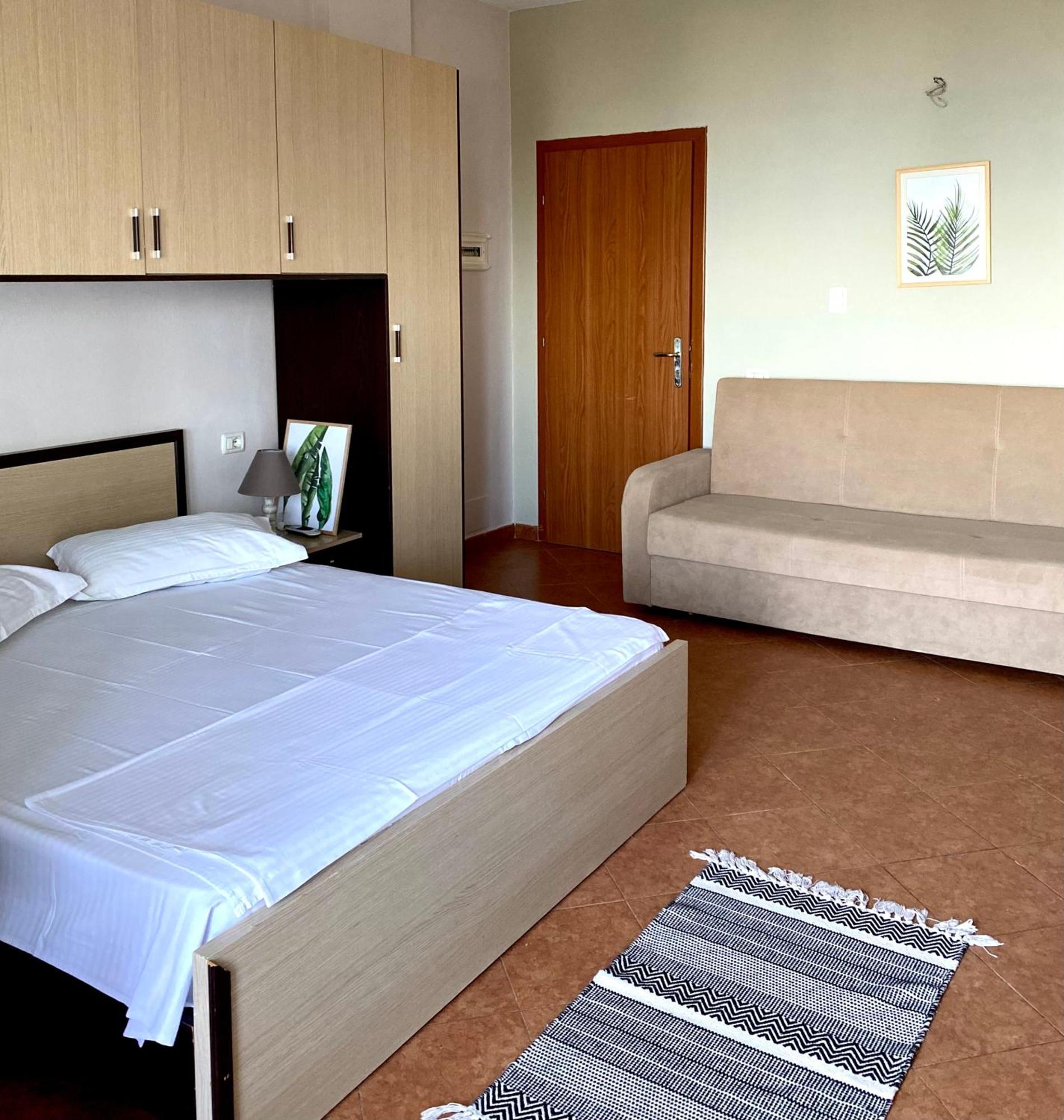 Memory Apartments Durrës Extérieur photo